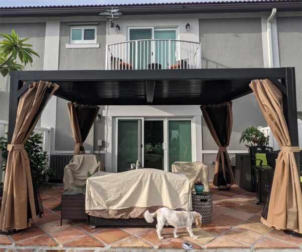 Domi Louvered Pergola